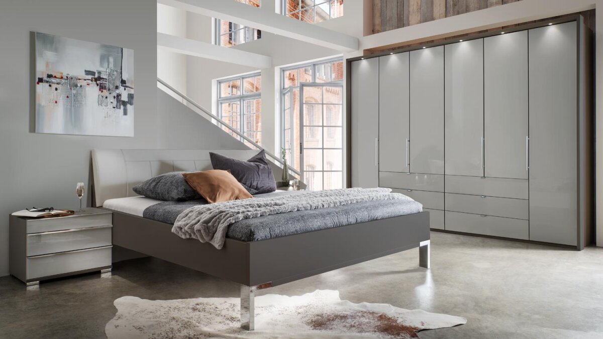 schlafzimmer loft schrank bett nachtkommode mit grau glas