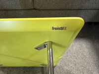 Freistil Rolf Benz Couchtisch 195 avocadogrün 49x49 Chrom