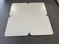 Freistil Rolf Benz Couchtisch 195 hellgrau ca.79x79 Chrom