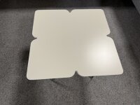 Freistil Rolf Benz Couchtisch 195 hellgrau 49x49 Chrom