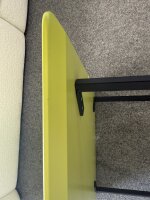 Couchtisch ROLF BENZ Freistil 195 avocadogrün 49x32,5x 49 schwarz