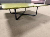 Freistil Rolf Benz Couchtisch 195 grauolive ca. 79x79 Kufe schwarz