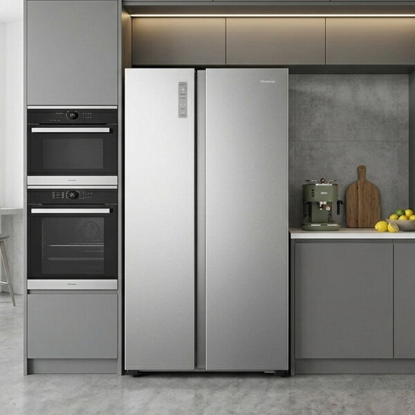Side-by-Side Kühlschrank Hisense RS677N4BID Total No Frost