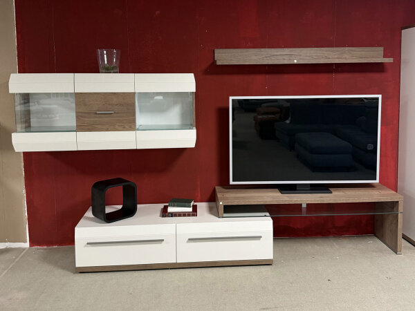 Wohnwand Light Line 2 weiß ML Kanada Eiche NB B/H/T: ca. 312/176/58 cm