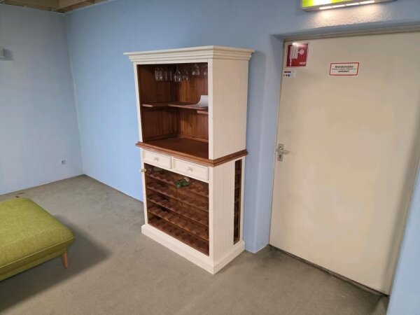 Buffet Bodde Weinschrank T14 Kiefer massiv usedweiß lackiert Honigfarben