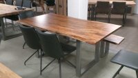 Esstisch KERALA Massivholz Akazie 180x100 cm mit Baumkante
